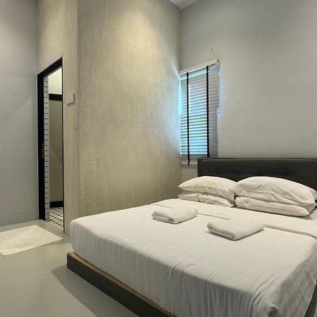 Zen Retreat Glass Pool Villa Taiping Esterno foto